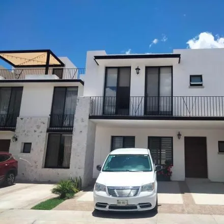 Rent this 3 bed house on unnamed road in Delegaciön Santa Rosa Jáuregui, 76100