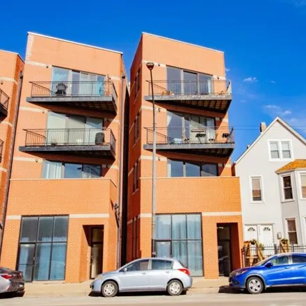 Buy this 3 bed condo on 3501 N Elston Ave Unit 2 in Chicago, Illinois