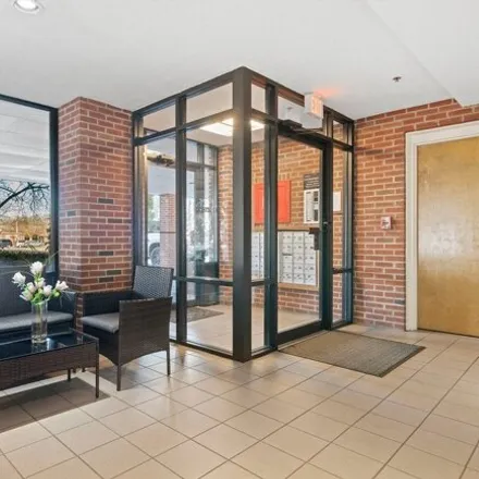 Image 5 - 209 Riverview Avenue, Newton, MA 02166, USA - Condo for sale