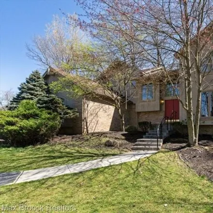 Image 5 - 7164 Nottingham Court, West Bloomfield Township, MI 48322, USA - House for sale