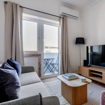 Rent this 2 bed apartment on Lisbon