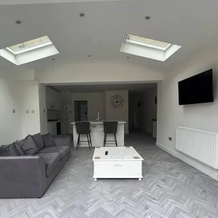 Image 7 - London, SE3 9TG, United Kingdom - House for rent