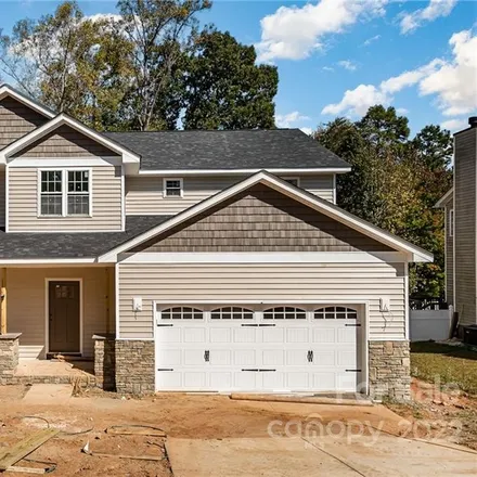 Buy this 4 bed house on 301 Pine Street in Mount Holly, NC 28120