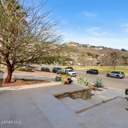 Image 9 - Mission hills playground, Okeefe Drive, Mission Hills, El Paso, TX 79902, USA - House for sale