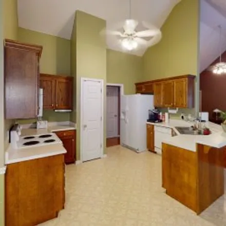 Buy this 4 bed apartment on 2918 Roellen Road