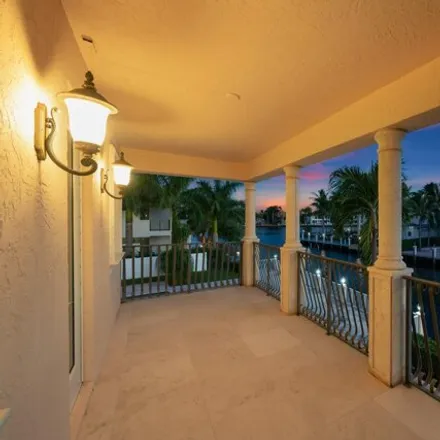 Image 8 - 3398 Northeast 58th Street, Fort Lauderdale, FL 33308, USA - House for sale