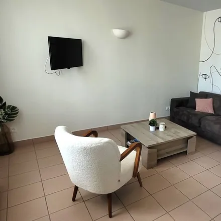 Image 2 - 56270 Plœmeur, France - Apartment for rent