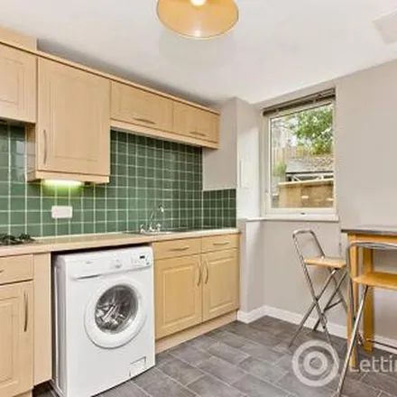 Image 7 - 4 Dicksonfield, City of Edinburgh, EH7 5ND, United Kingdom - Apartment for rent