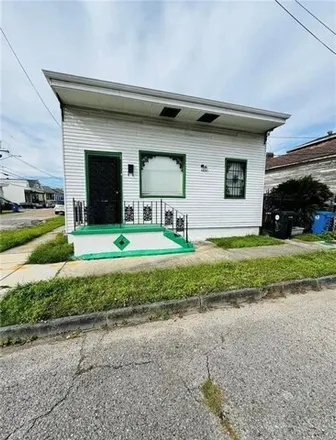 Rent this 3 bed house on 1201 North Prieur Street in New Orleans, LA 70116