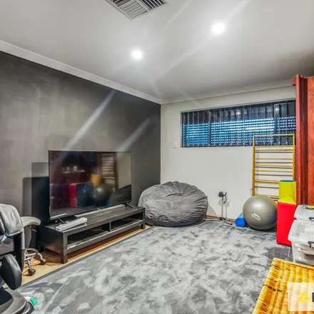 Image 7 - Markwell Avenue, Haynes WA 6112, Australia - Apartment for rent