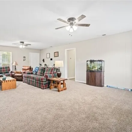 Image 2 - 7569 Summit Drive North, Semmes, Mobile County, AL 36618, USA - House for sale