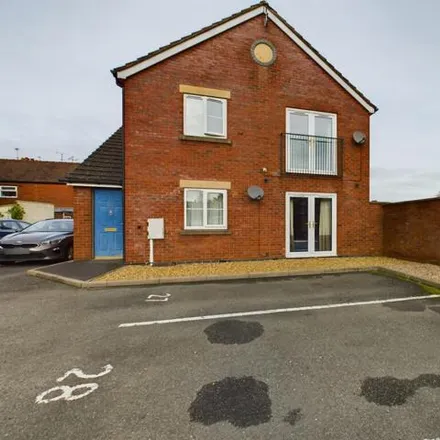 Buy this 1 bed apartment on Edward Street in Nuneaton, CV11 5RD
