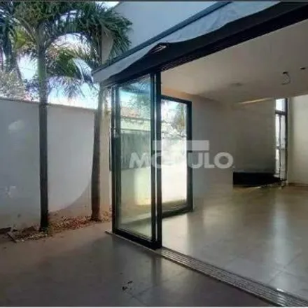 Rent this 3 bed house on Rua São Francisco de Assis in Vigilato Pereira, Uberlândia - MG