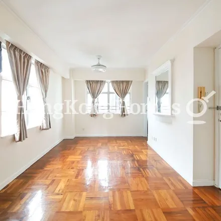 Image 1 - China, Hong Kong, Hong Kong Island, Mid-Levels, Caine Road 43-45, Tim Po Court - Apartment for rent