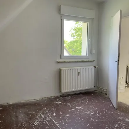 Rent this 2 bed apartment on Emmyweg 16 in 45896 Gelsenkirchen, Germany