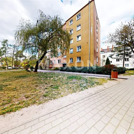 Image 1 - Wilanowska 5, 05-520 Konstancin-Jeziorna, Poland - Apartment for rent