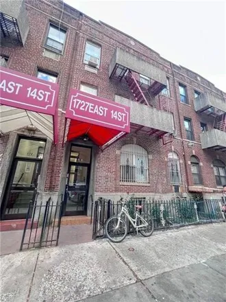 Image 1 - 1727 East 14th Street, New York, NY 11229, USA - House for sale