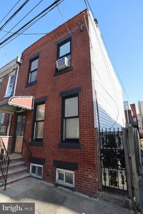 Image 8 - 2643 Tilton Street, Philadelphia, PA 19125, USA - House for sale