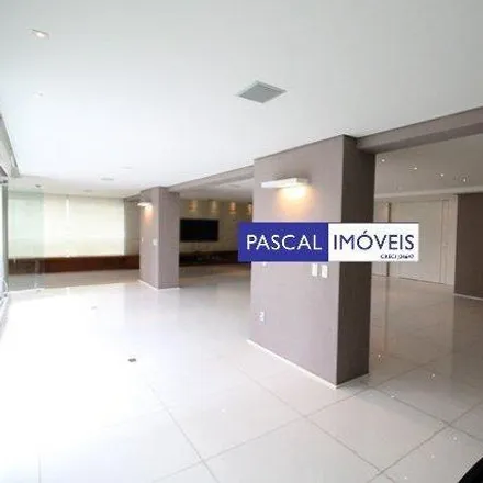 Buy this 4 bed apartment on Rua Gabrielle D'Annunzio 952 in Campo Belo, São Paulo - SP