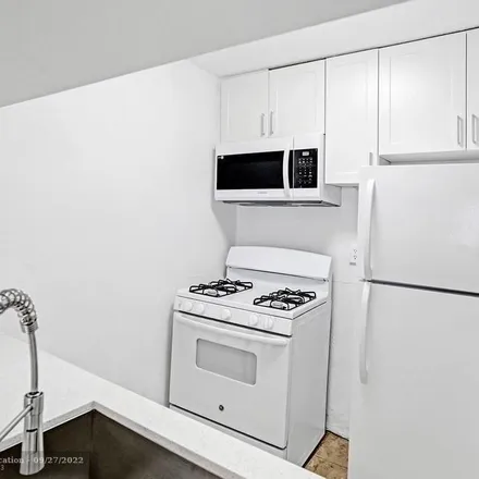 Image 6 - 505 Northeast 30th Street, Miami, FL 33137, USA - Apartment for rent