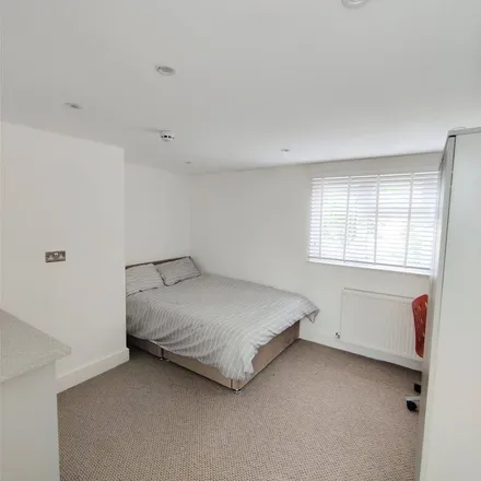 Image 9 - Peel Road, London, HA9 7LX, United Kingdom - Apartment for rent