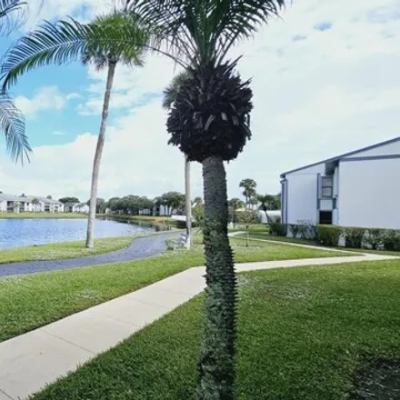 Image 2 - Green Pine Boulevard, West Palm Beach, FL 33049, USA - Condo for sale