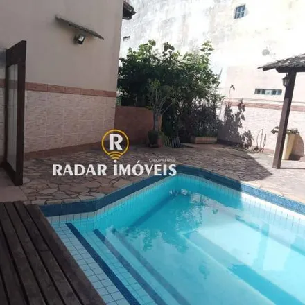Buy this 2 bed house on Rua Paraná in Cabo Frio, Cabo Frio - RJ