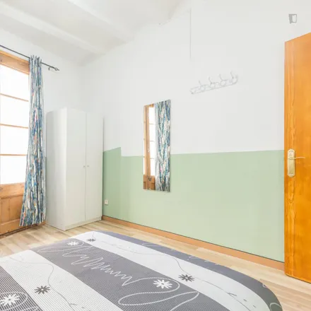 Image 2 - Carrer de Valldonzella, 27, 08001 Barcelona, Spain - Room for rent