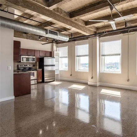 Rent this 1 bed loft on T&P North - Bicycle rental in 233 West Lancaster Avenue, Fort Worth