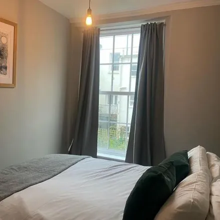 Image 4 - 15 Alexandra Park, Bristol, BS6 6QB, United Kingdom - Room for rent