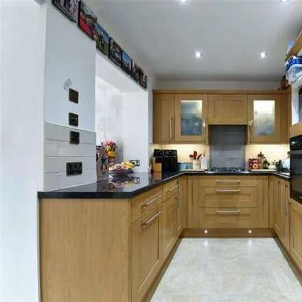 Image 4 - Lewis Close, Adlington, PR7 4ED, United Kingdom - Duplex for sale