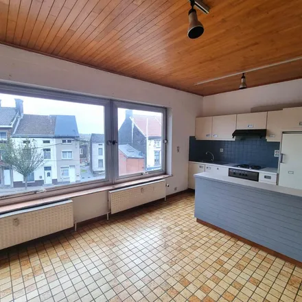 Image 7 - Chaussée de Lodelinsart 198, 6060 Charleroi, Belgium - Apartment for rent