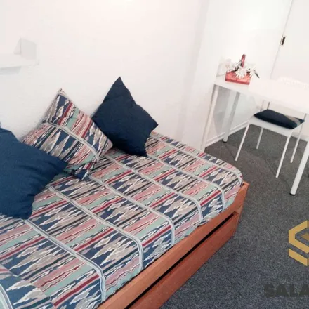 Rent this 2 bed apartment on Calle Pablo de Alzola / Pablo de Alzola kalea in 11, 48012 Bilbao