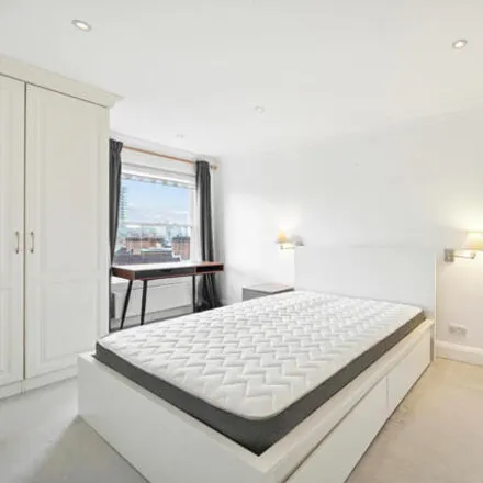 Image 7 - St. Georges Square, Londres, Great London, Sw1v - Apartment for sale