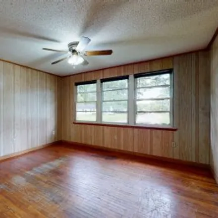 Buy this 3 bed apartment on 520 Elm Street in Northwoods, Jacksonville