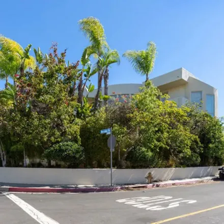 Rent this 5 bed apartment on 2449 Hercules Drive in Los Angeles, CA 90046