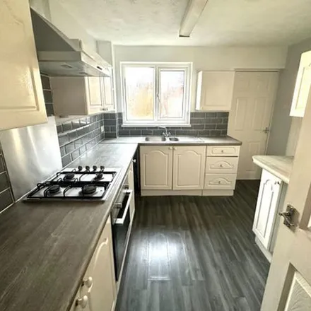 Rent this 3 bed apartment on Main Street in Grove, DN22 0RJ