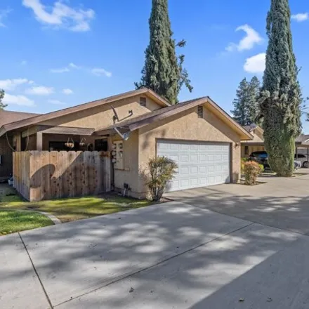 Image 5 - Cypress & Linwood, West Cypress Avenue, Visalia, CA 93277, USA - House for sale