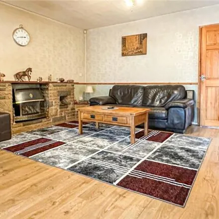 Image 4 - Hawthorn Road, Manchester, M40 3RH, United Kingdom - House for sale