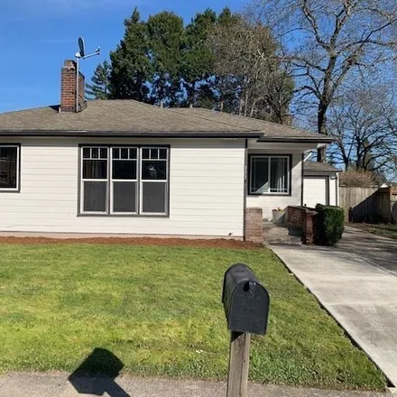 Buy this 2 bed house on 3910 Southeast 112th Avenue in Portland, OR 97266