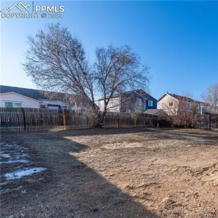 Image 7 - 575 Winebrook Way, Fountain, CO 80817, USA - House for sale