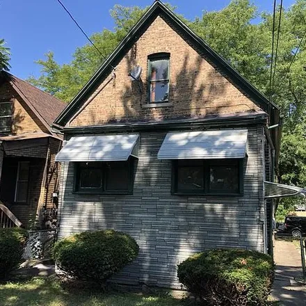 Image 2 - 233 West 110th Street, Chicago, IL 60628, USA - House for sale