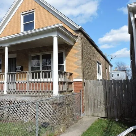 Buy this 4 bed house on 955 North Keeler Avenue in Chicago, IL 60651