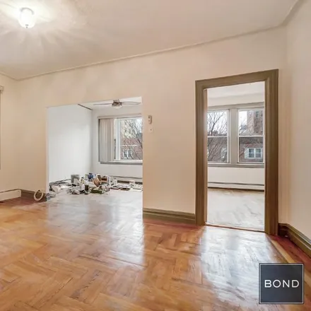 Rent this 4 bed apartment on 1962 Ellis Avenue in New York, NY 10472