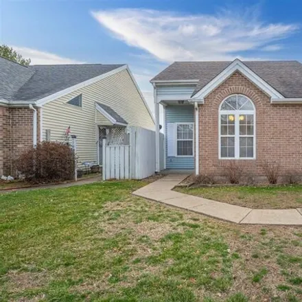 Buy this 2 bed house on 2428 Elder Drive in Owensboro, KY 42301