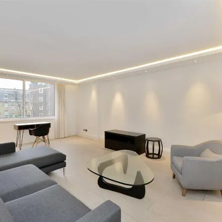 Rent this 3 bed apartment on Ebury Gate in 23 Ebury Street, London