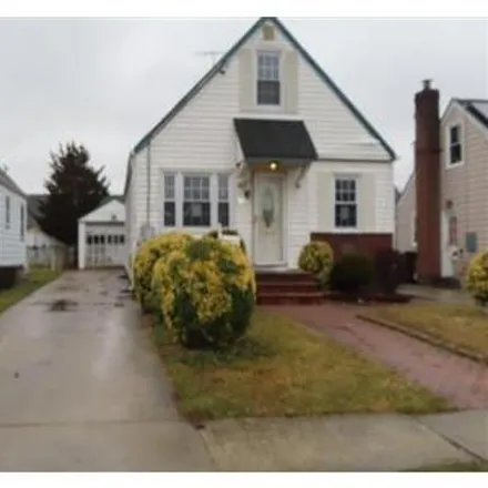 Buy this 4 bed house on 185 East Marshall Street in Village of Hempstead, NY 11550