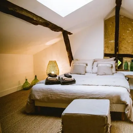 Rent this 2 bed house on Beaumontois en Périgord in Dordogne, France