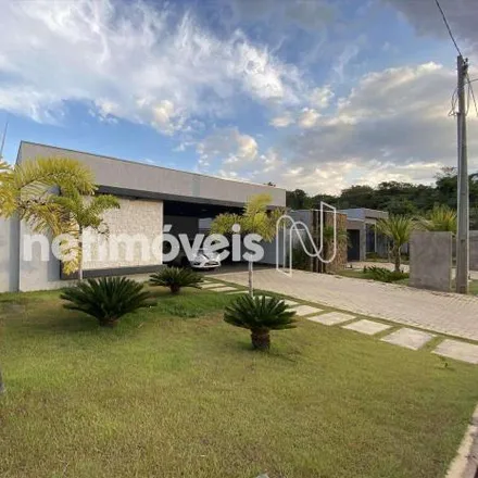 Buy this 3 bed house on Condomínio Chácaras Itaipu in Jardim Botânico - Federal District, 71680-374