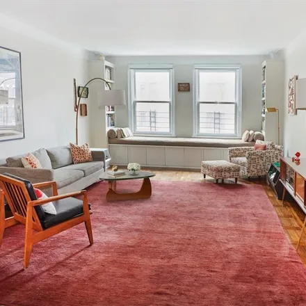 Image 2 - 800 WEST END AVENUE 6A in New York - Apartment for sale
